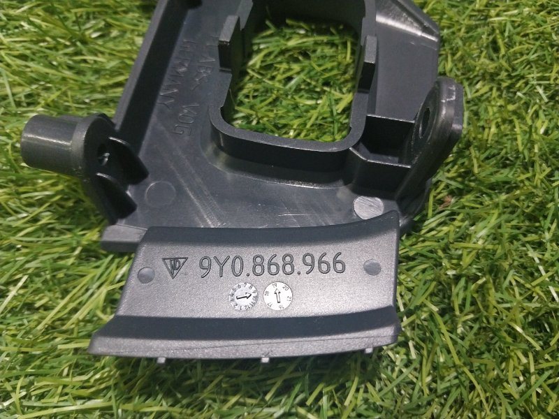 Накладка двери задней правой