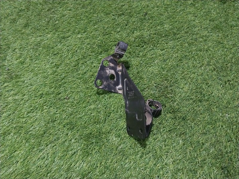 Кронштейн крепежный вспомогательный (разного назначения)