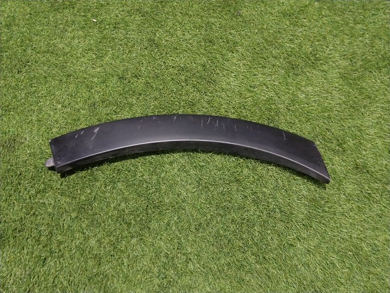 Накладка переднего бампера левая