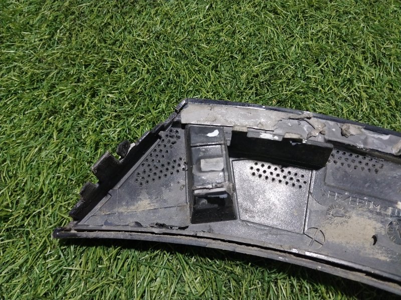 Накладка переднего бампера левая