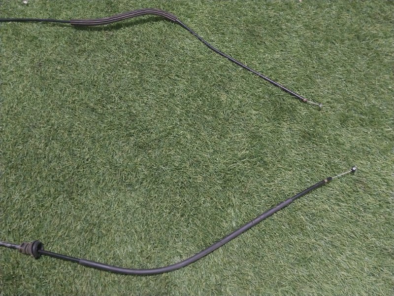 Трос открывания капота