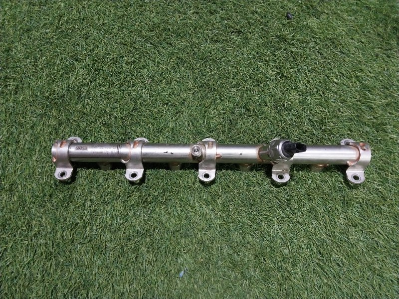 Рейка топливная (рампа)