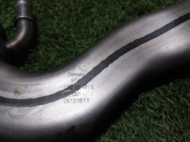 Трубка системы охлаждения