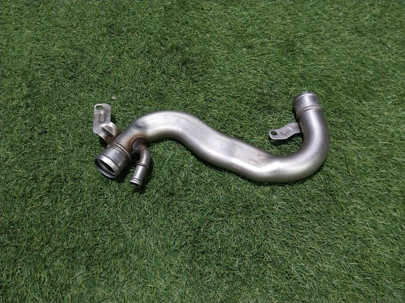 Трубка системы охлаждения