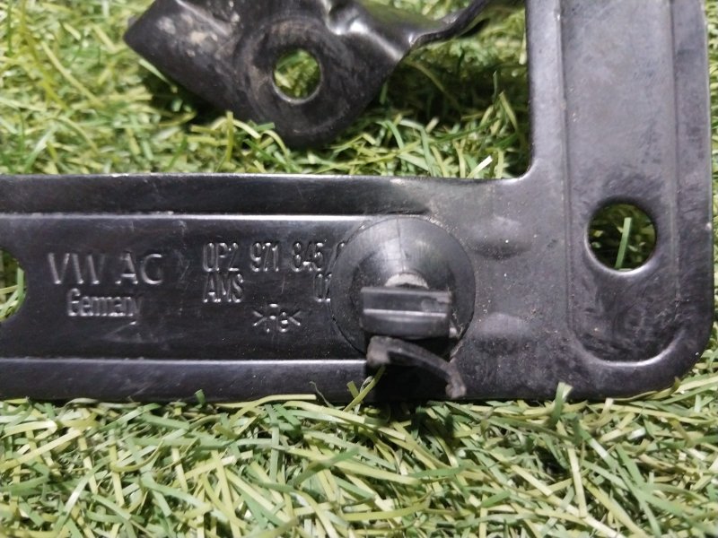 Кронштейн крепежный вспомогательный (разного назначения)