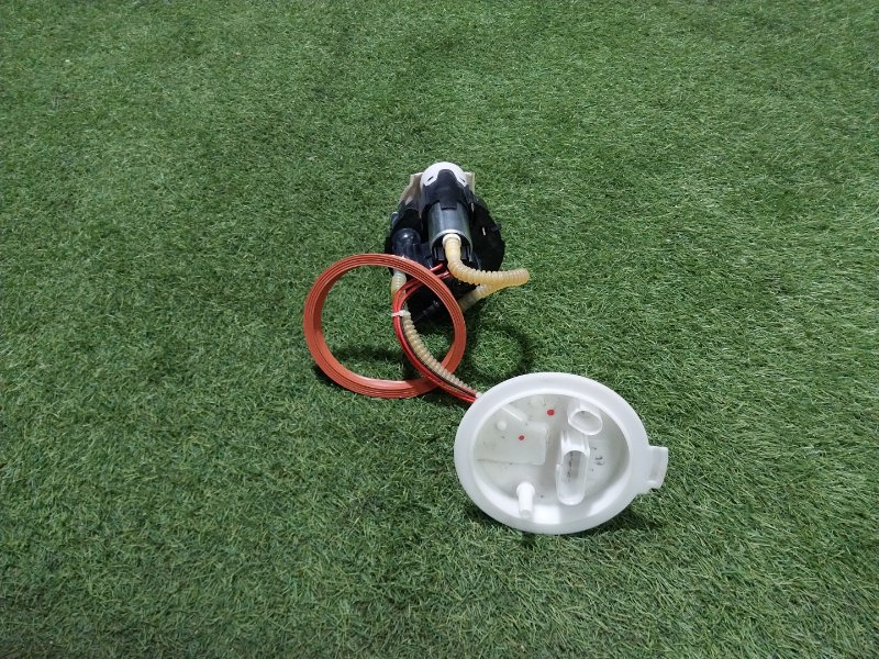 Насос топливный электрический