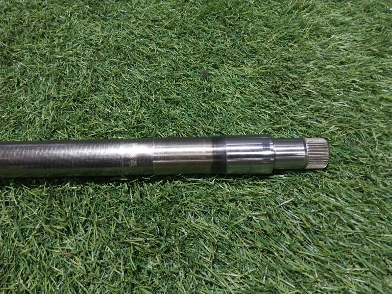 Вал КПП промежуточный