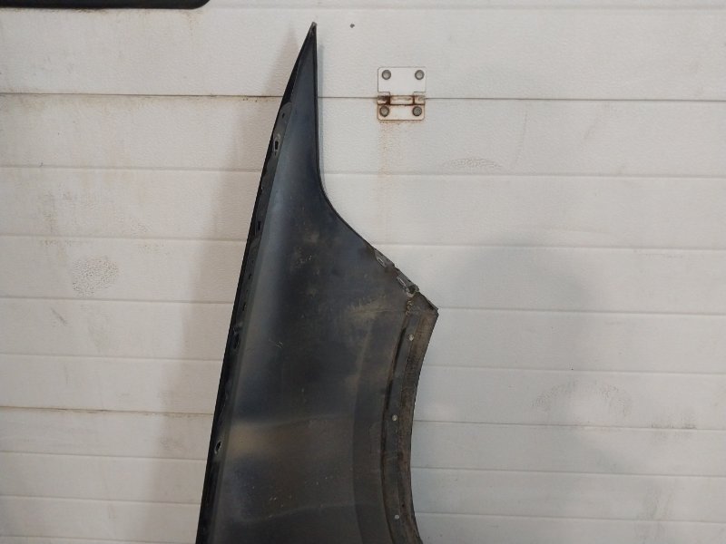 Крыло переднее левое