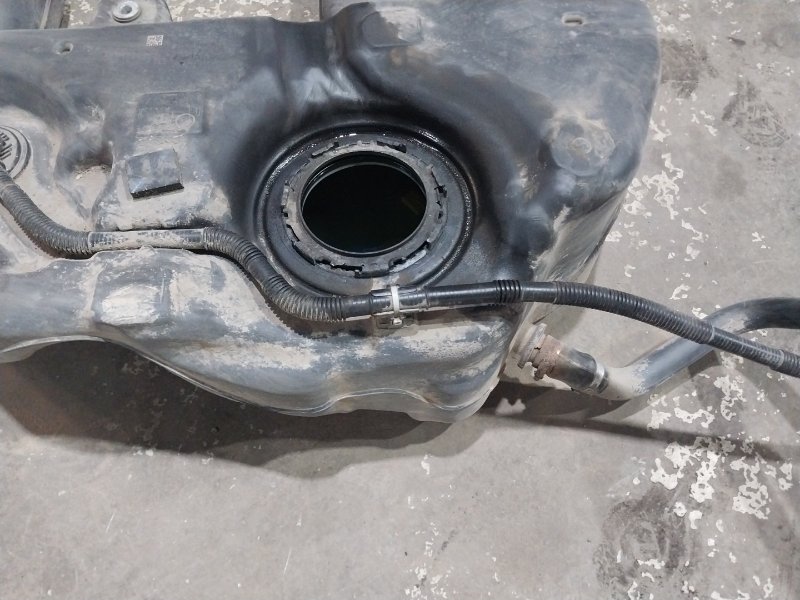 Бак топливный