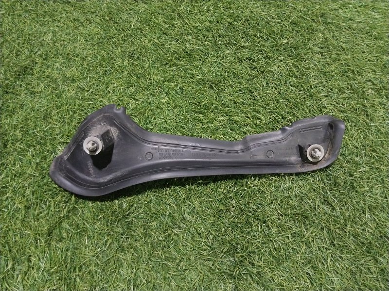 Накладка крышки багажника