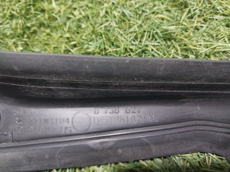 Накладка крышки багажника