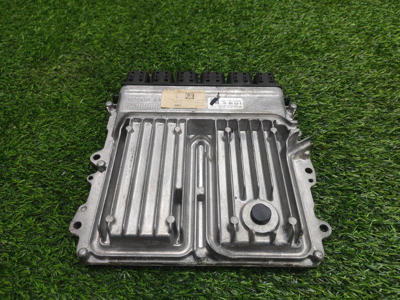 Блок управления двигателем