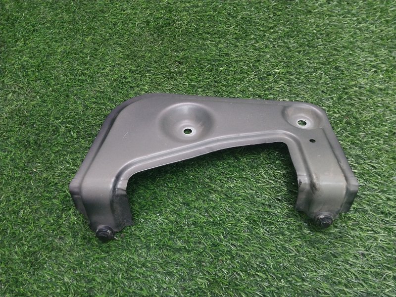 Кронштейн крепления крыла