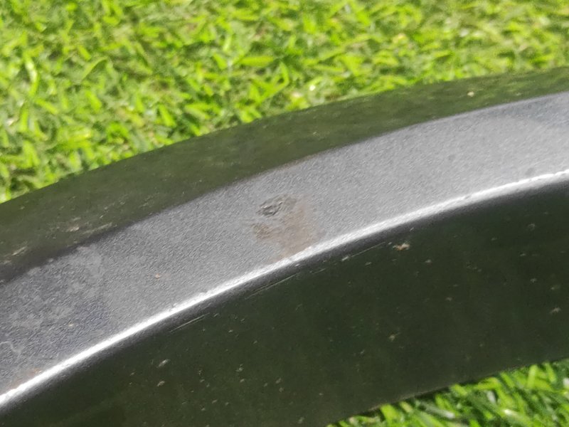 Молдинг задней правой двери