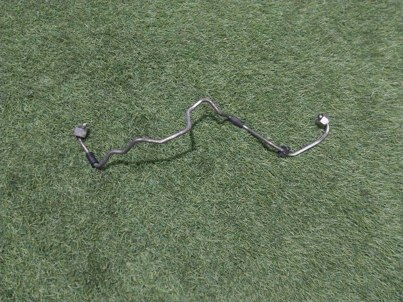 Трубка топливная