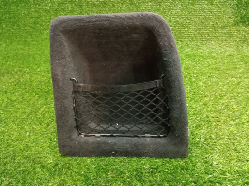 Обшивка багажника