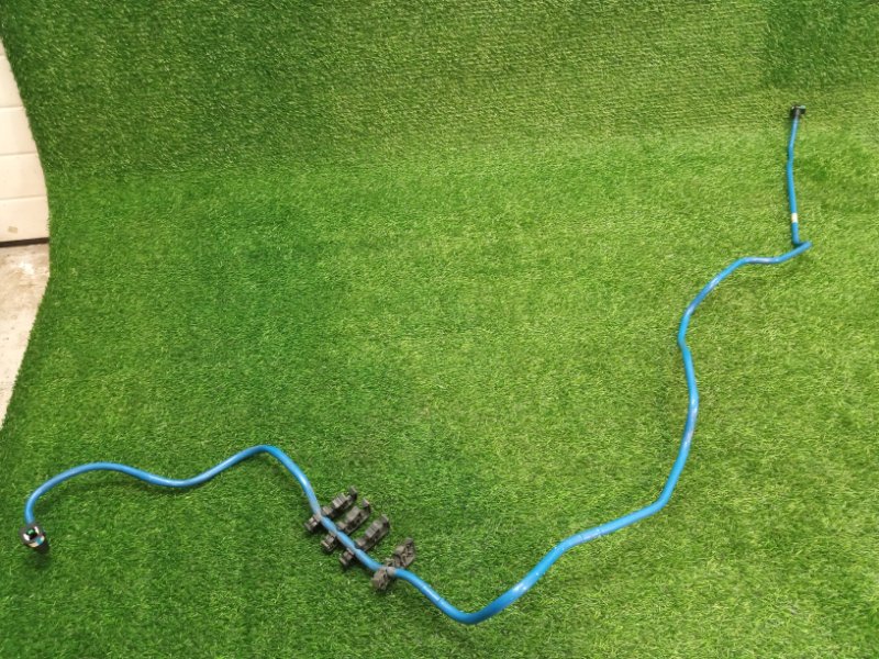 Трубка топливная