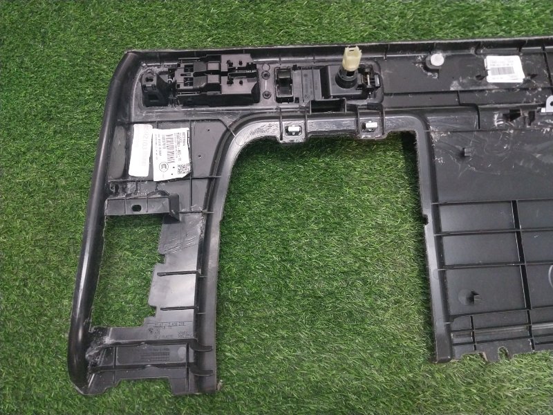 Обшивка багажника