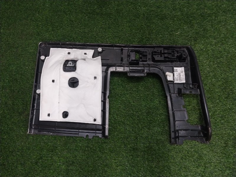 Обшивка багажника