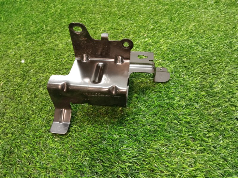 Кронштейн (сопут. товар)