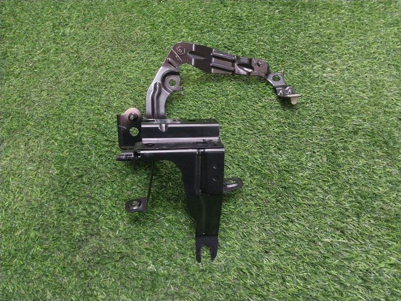 Кронштейн багажника