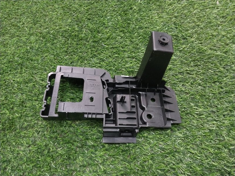 Кронштейн (сопут. товар)