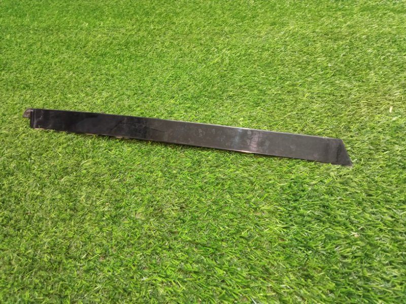 Накладка двери задней правой