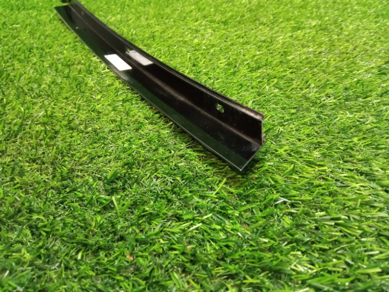 Накладка двери задней левой