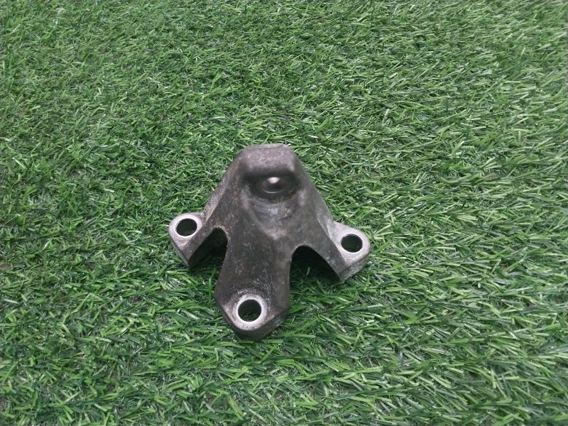 Кронштейн ТНВД