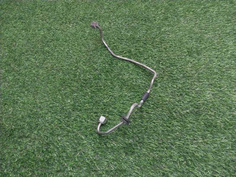 Трубка топливная