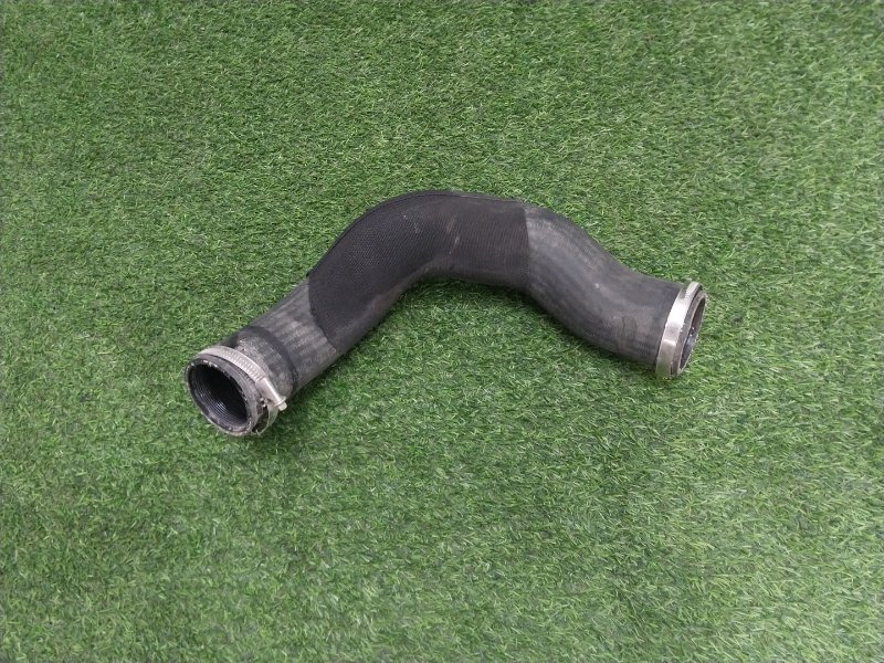 Патрубок интеркулера