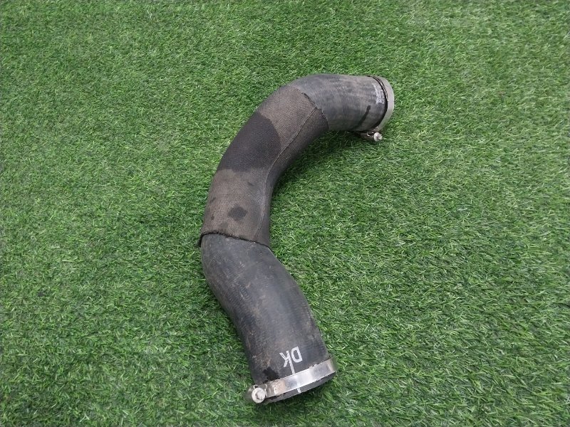 Патрубок интеркулера