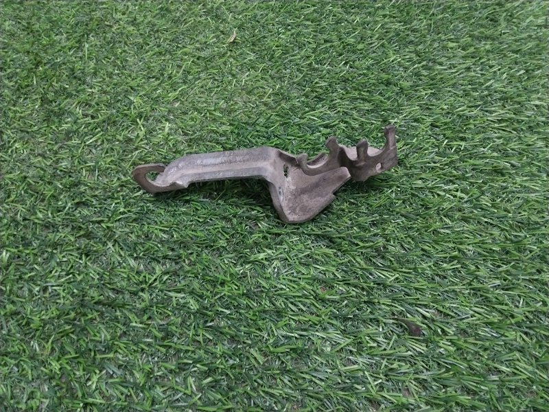 Кронштейн (сопут. товар)