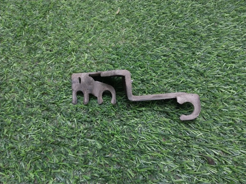 Кронштейн (сопут. товар)