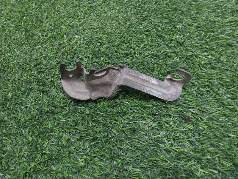 Кронштейн (сопут. товар)