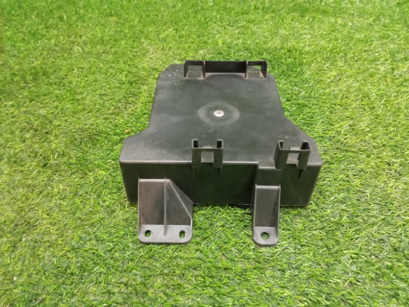 Кронштейн блока управления двигателем
