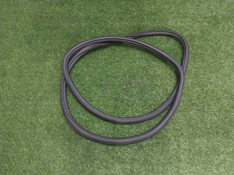 Уплотнитель двери