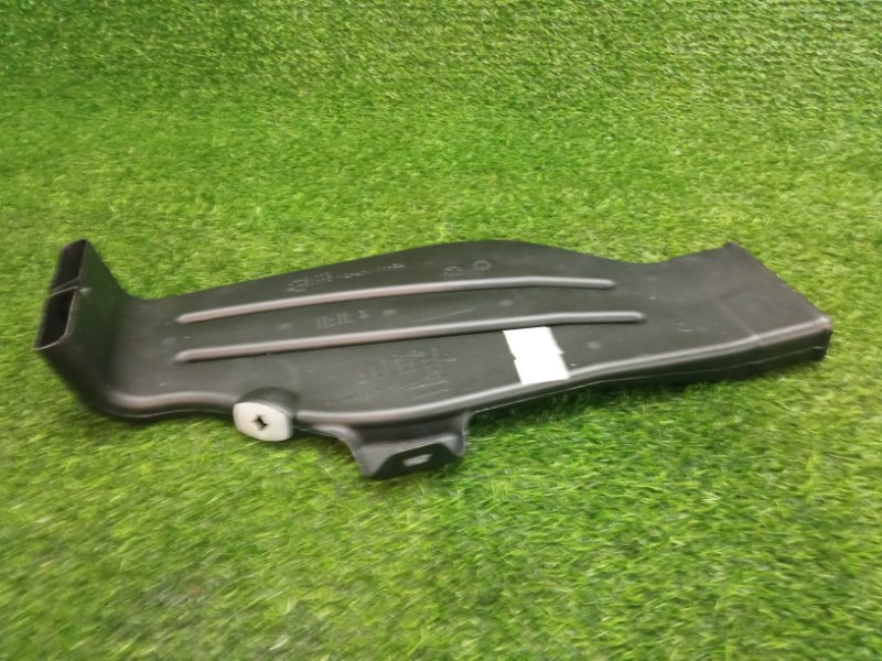 Воздуховод отопителя