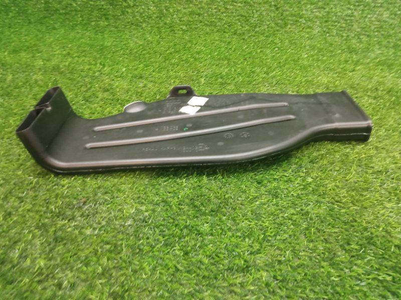 Воздуховод отопителя