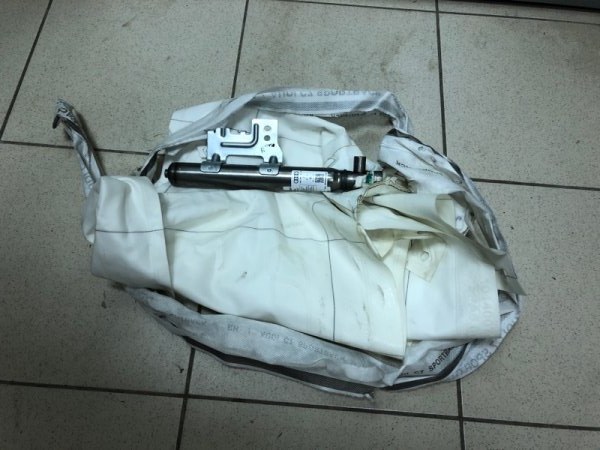 Подушка безопасности боковая (шторка)