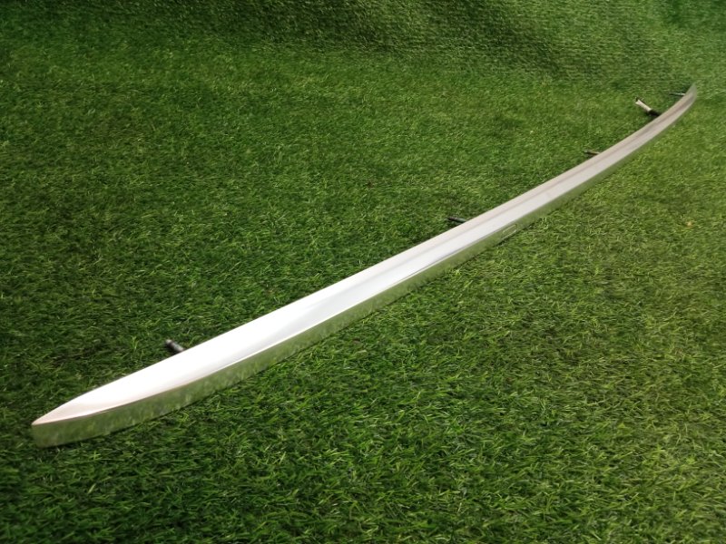 Рейлинг (релинг) левый (планка на крышу)