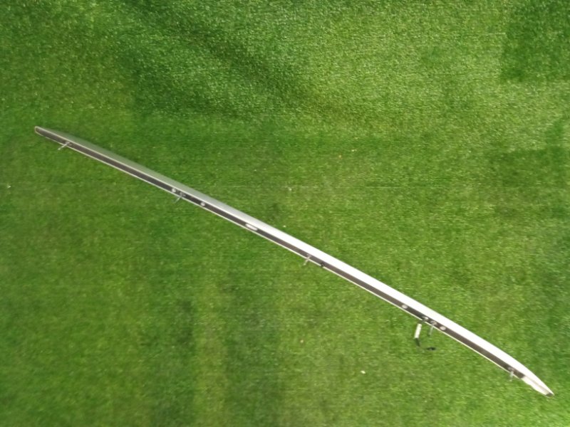 Рейлинг (релинг) левый (планка на крышу)