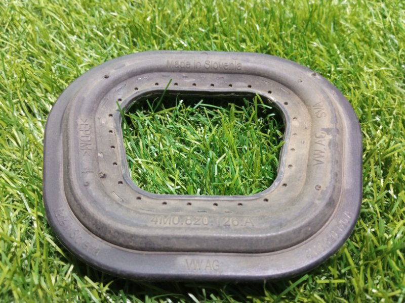 Уплотнит. кольцо радиатора отопителя