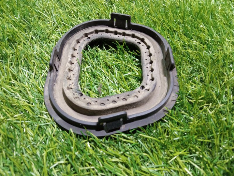 Уплотнит. кольцо радиатора отопителя