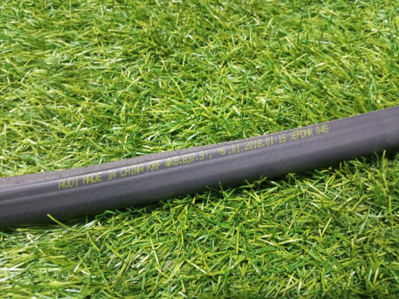 Уплотнитель двери