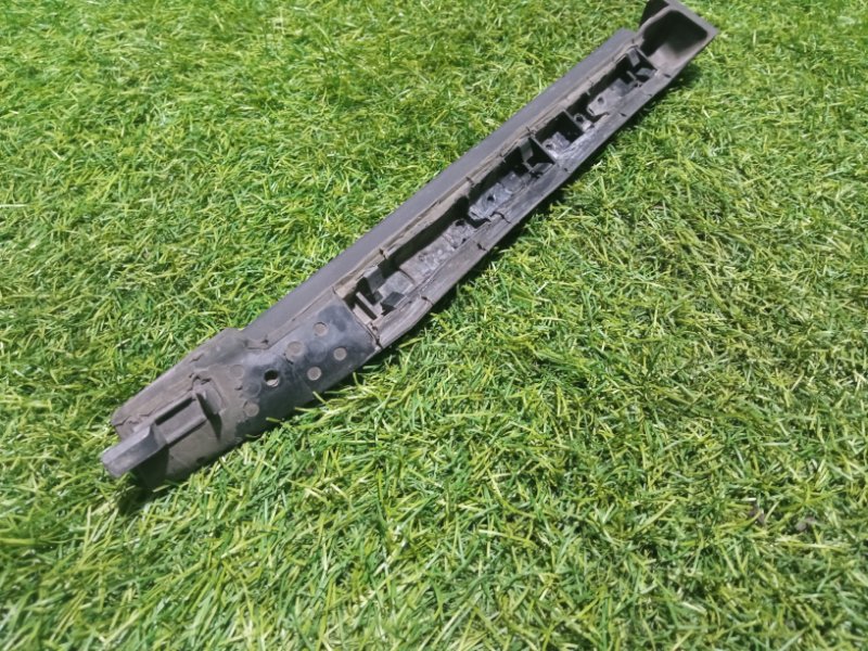 Уплотнитель двери