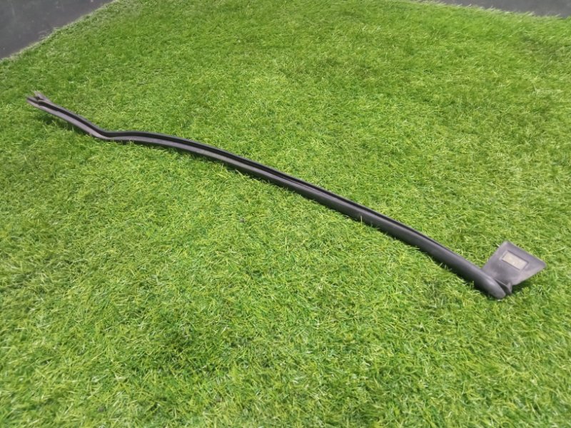 Уплотнитель двери