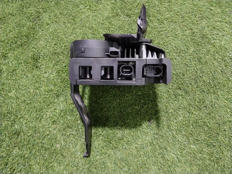 Преобразователь напряжения (адаптер)