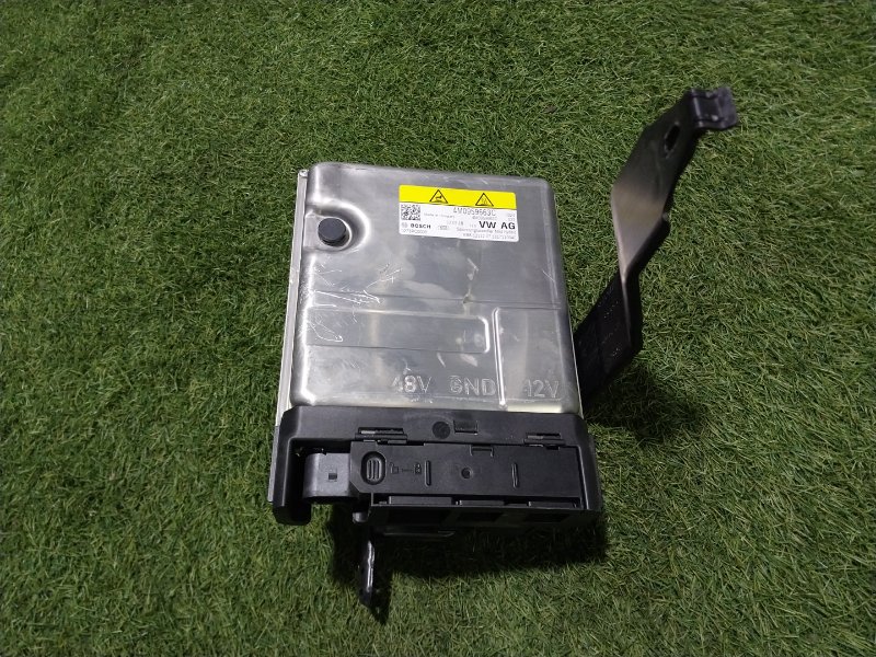 Преобразователь напряжения (адаптер)