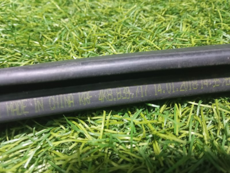 Уплотнитель двери